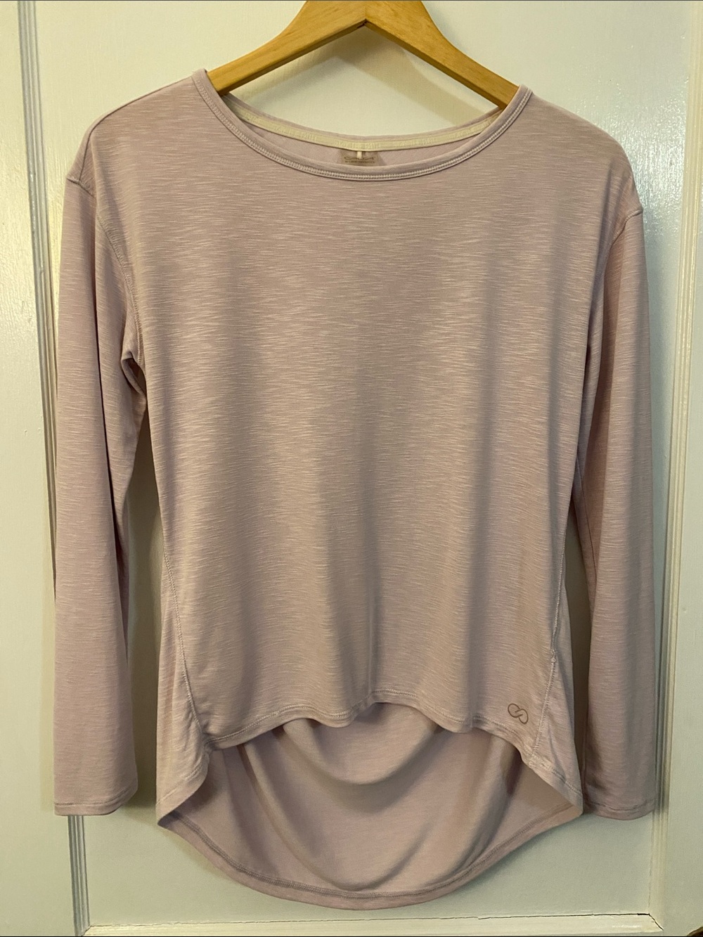 Calia by Carrie Underwood Lavender High Low Long Sleeve Top Small